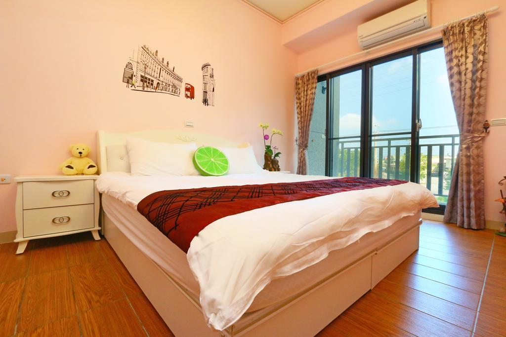 Birds Flower B&B Wujie Exterior photo