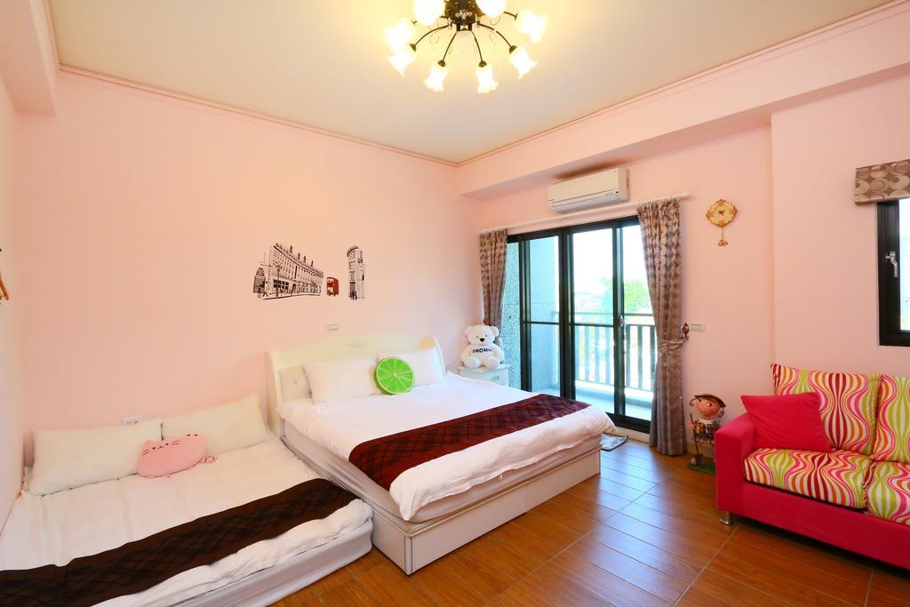 Birds Flower B&B Wujie Exterior photo