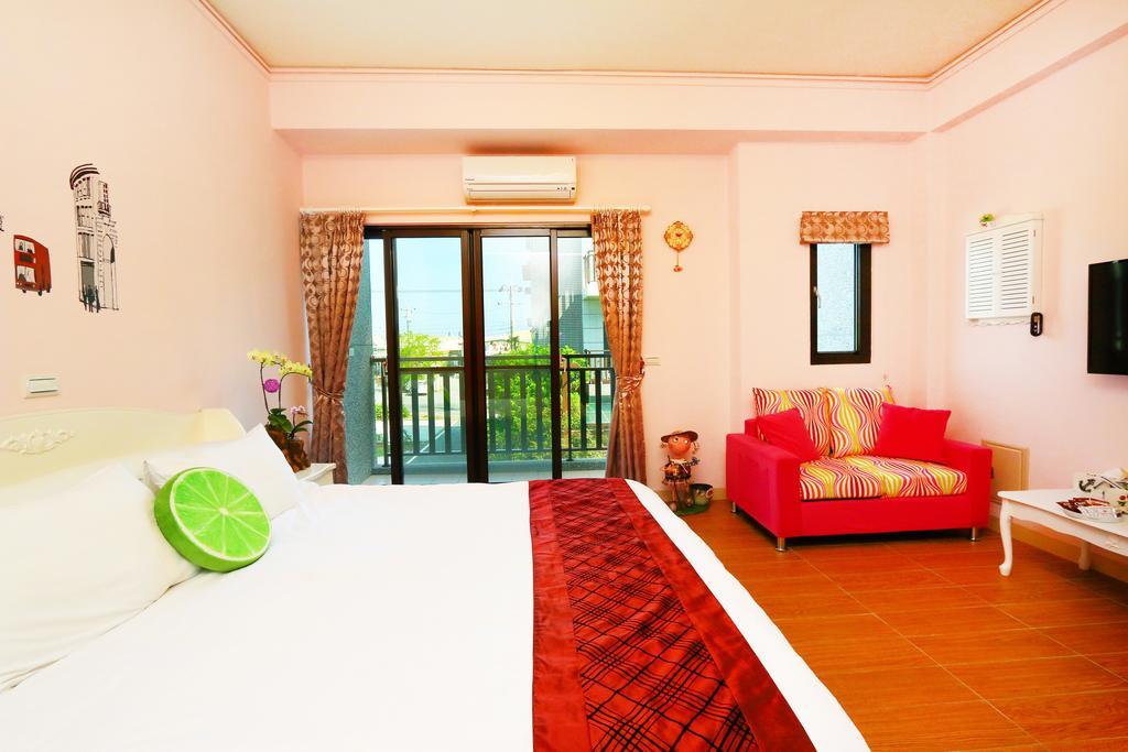 Birds Flower B&B Wujie Exterior photo