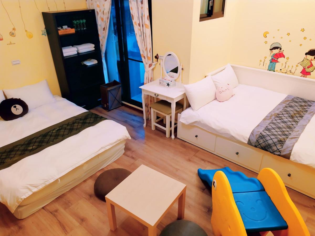 Birds Flower B&B Wujie Exterior photo
